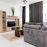 Apartman Centre By Bookinghost