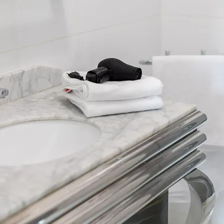 アパート Centre By Bookinghost