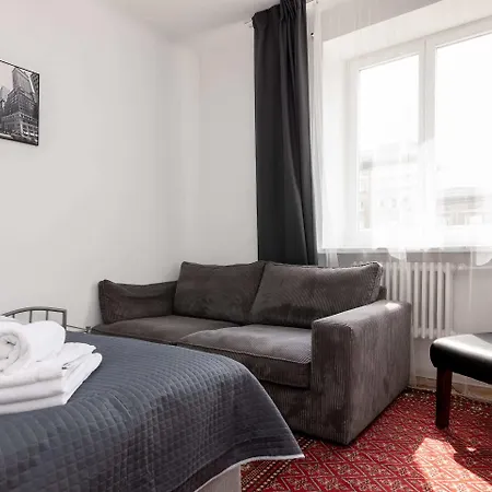 Centre By Bookinghost