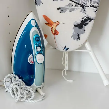 Centre By Bookinghost شقة *