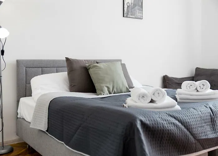 Centre By Bookinghost Apartment Warsaw