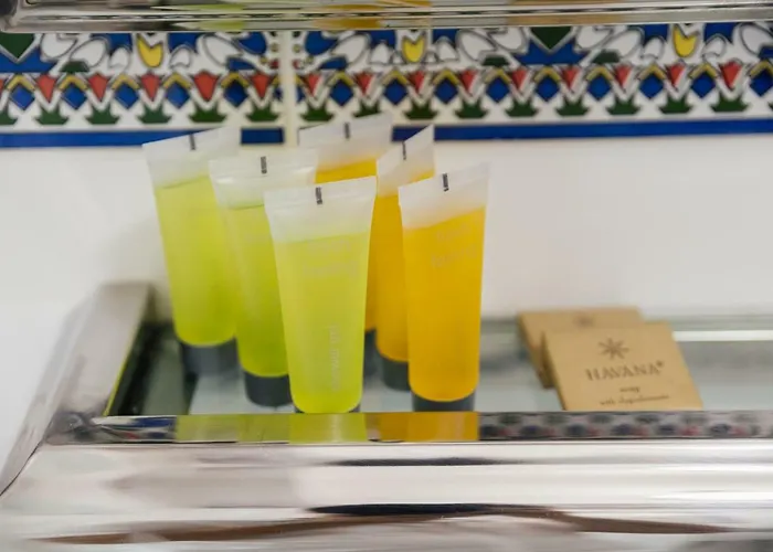 Centre By Bookinghost Apartment *