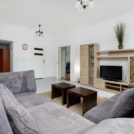 Centre By Bookinghost Apartment *