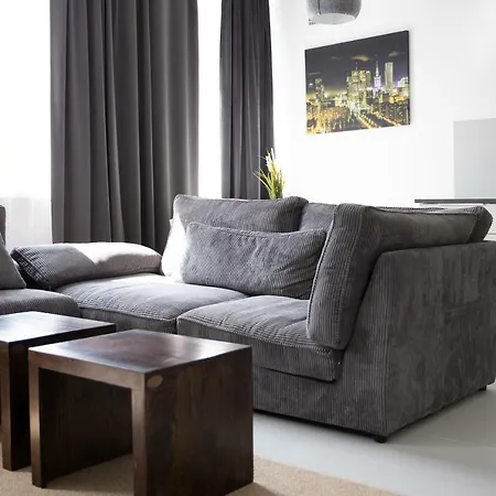 Apartment Centre By Bookinghost Warschau